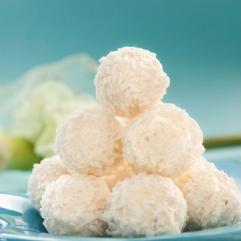 Рецепти: Кокосові цукерки «Рафаелло»