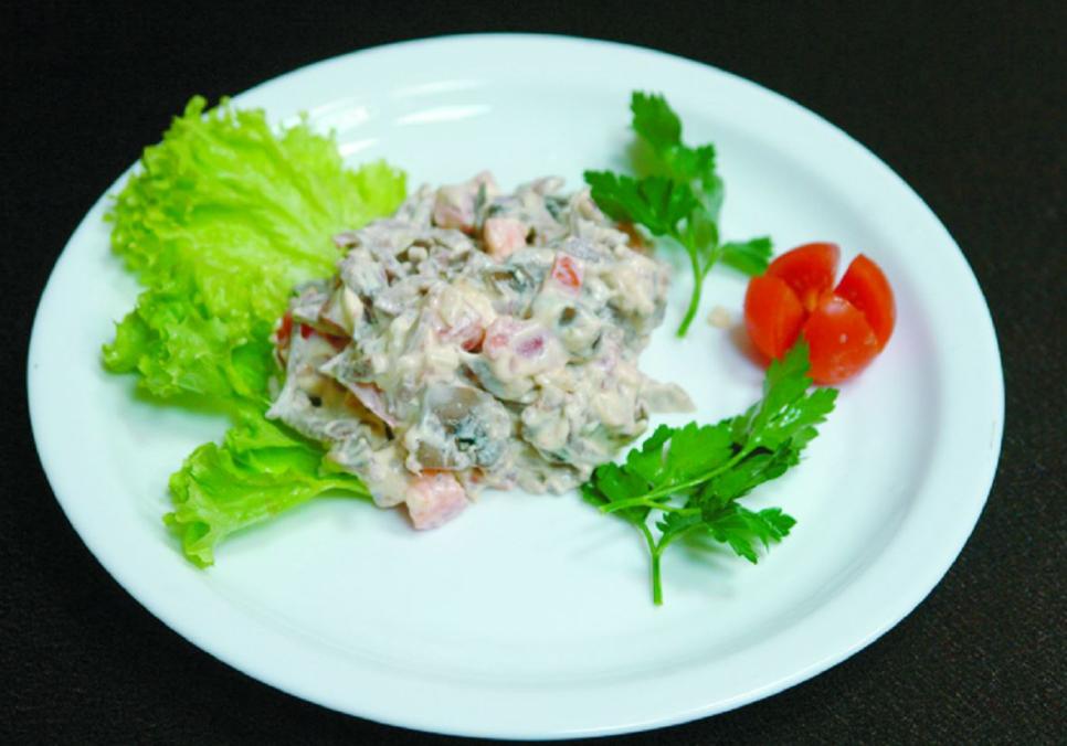 Рецепти: Салат із шинкою  “Моя мрія”