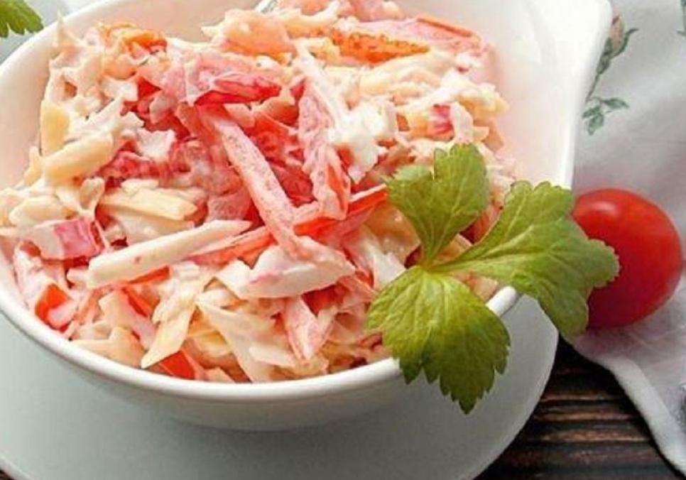 Рецепти: Салат із крабового м’яса “Літній”