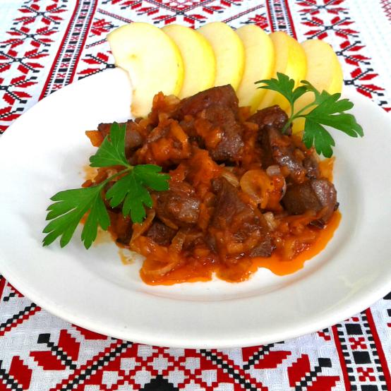 Рецепти: Смачна апетитна печінка з яблучним соусом Рецепти: Смачна апетитна печінка з яблучним соусом