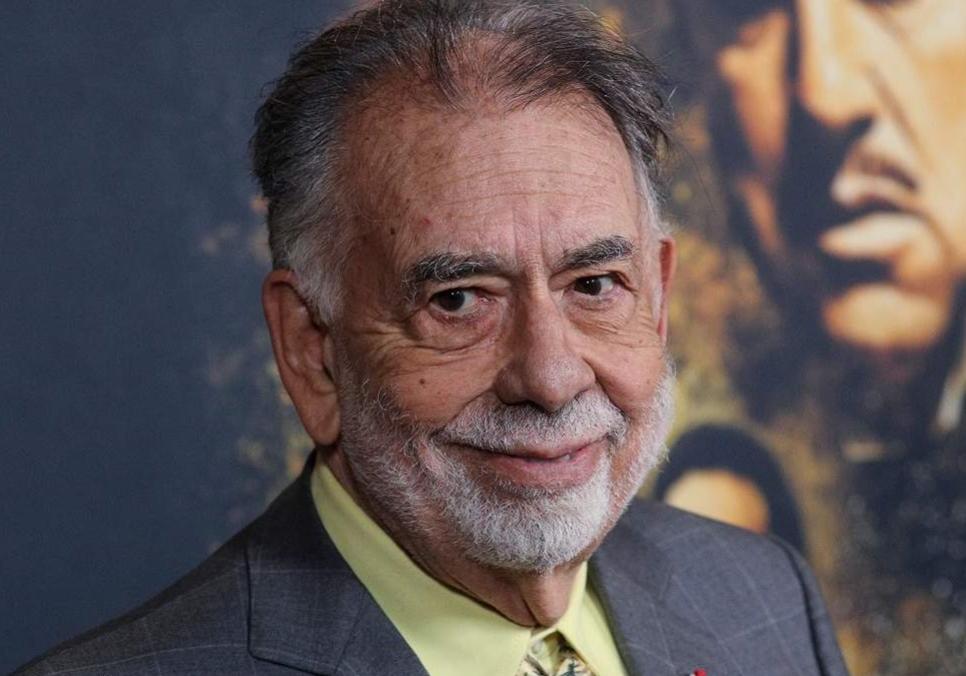 Голлівуд вшановує Френсіса Форда Копполу на церемонії AFI Life Achievement Award. Голлівуд вшановує Френсіса Форда Копполу на церемонії AFI Life Achievement Award.