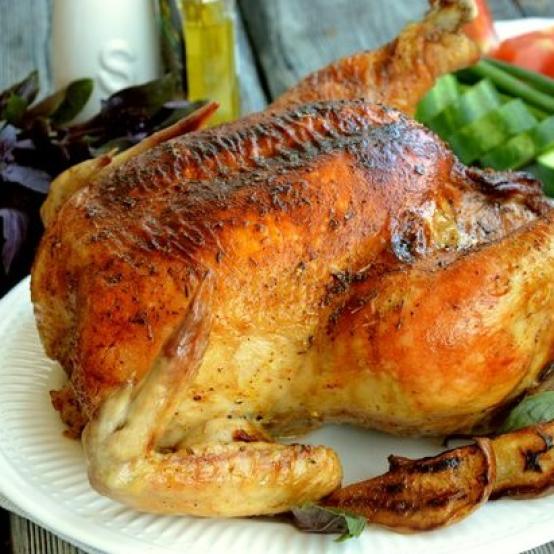Рецепти:  Ароматна соковита курка фарширована грушами