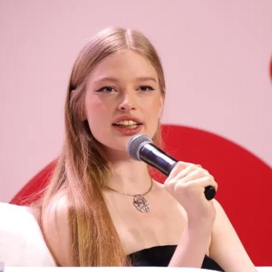 Вівіан Вілсон розповіла про ізоляцію у родині Ілона Маска