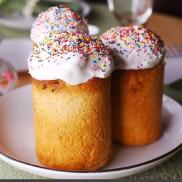 Рецепти:  Смачна духмяна домашня великодня паска