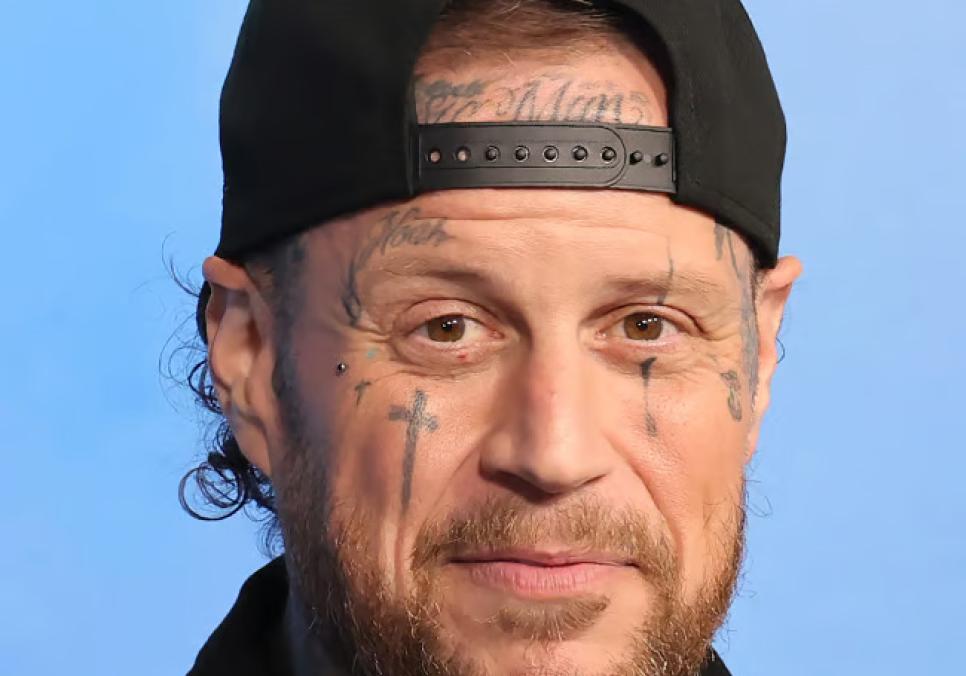 Джеллі Ролл відверто розповів фанатам про труднощі на шляху схуднення