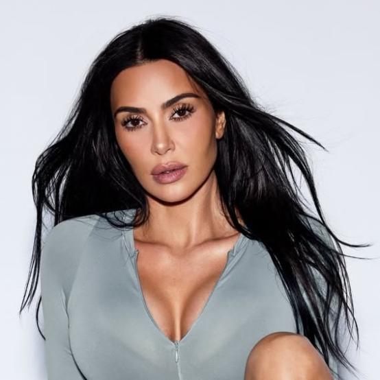 Кім Кардаш’ян та Льюїс Гамільтон замилували фанатів на Coachella