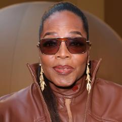 Опра Вінфрі: тріумфальне схуднення та нова хвиля критики в мережі