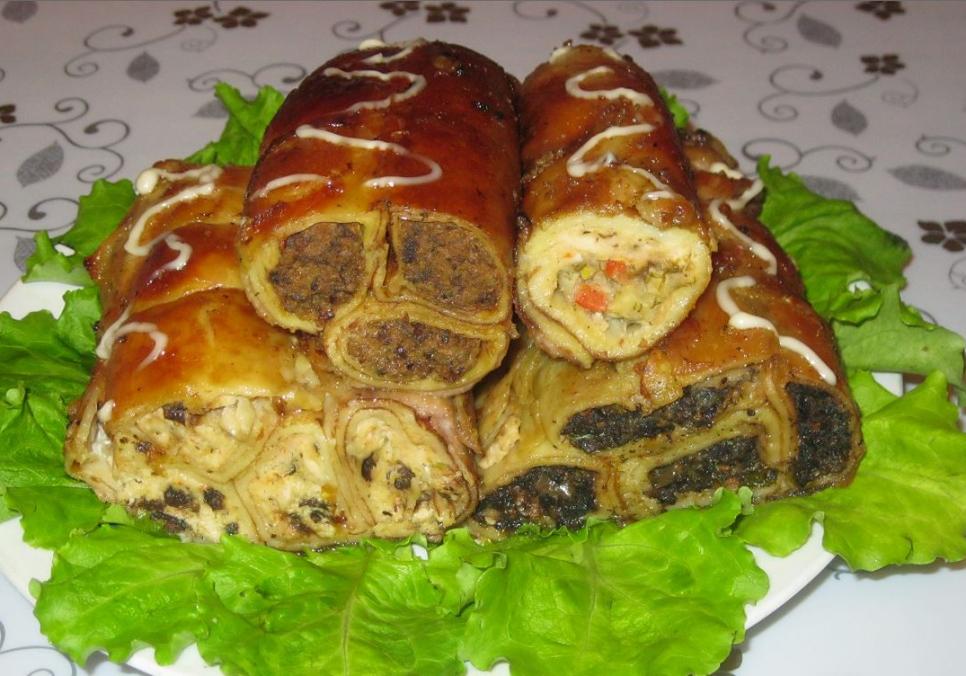 Рецепти:  Смачні апетитні запечені млинці з начинкою  “Фальшива курка”