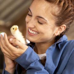 ДІВЧИНКА-М’ЯЧИК