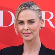 Шарліз Терон продемонструвала сміливий образ від Dior