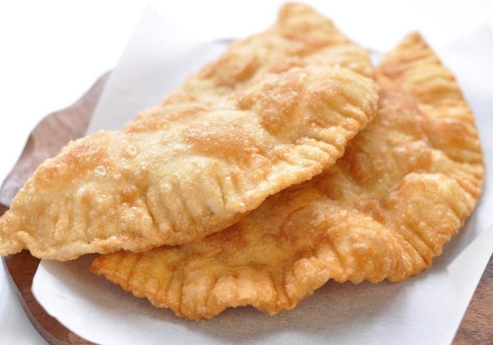 Рецепти:   Смачні домашні українські чебуреки