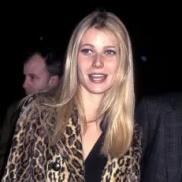 Керолін Бессетт розкрила таємниці зіркових стосунків у 90-х роках