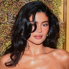 Кайлі Дженнер потрапила в центр судового скандалу через колишню працівницю