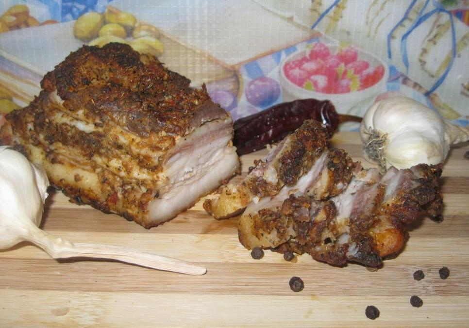 Рецепти:   Смачне ніжне ароматне запечене сало