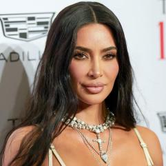 Кім Кардаш’ян: нова ікона «гоночного шику» натхненна Льюїсом Гамільтоном