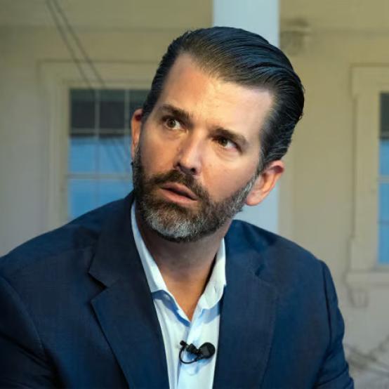 Дональд Трамп-молодший: батько вимагає дистанціювати дітей від Тайгера Вудса