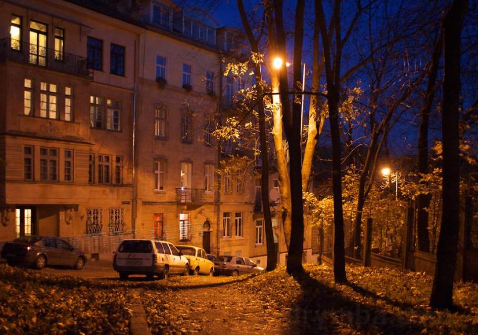 ЙОГО САМОТНІСТЬ