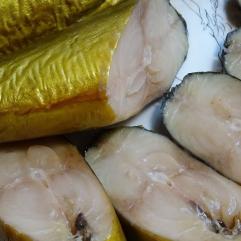 Рецепти:  Смачна домашня скумбрія холодного копчення