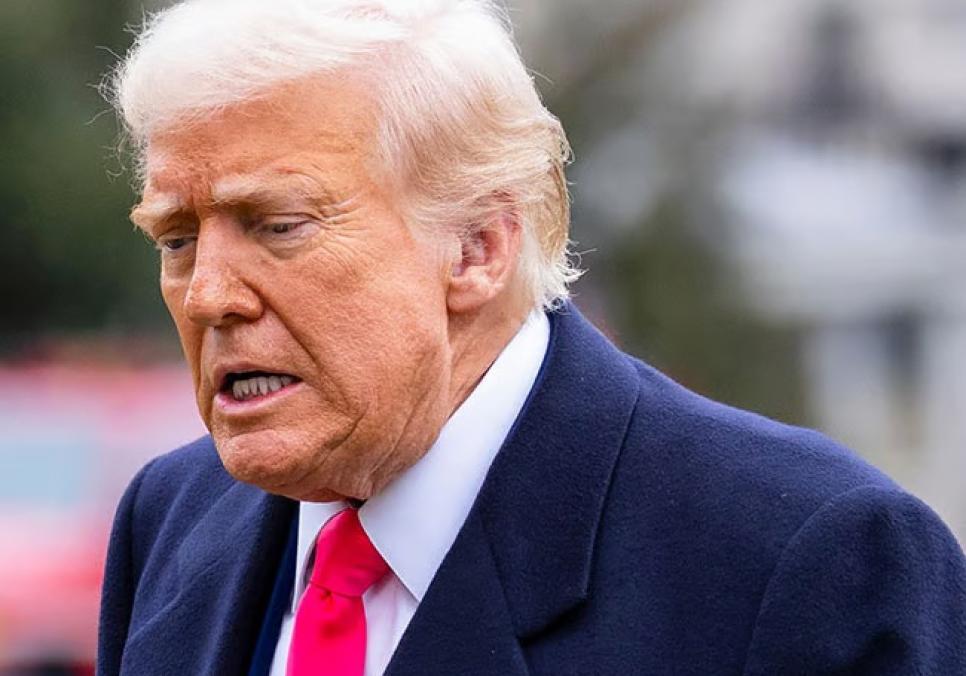 Трамп пропонує пофарбувати стіну на кордоні в чорний колір Трамп пропонує пофарбувати стіну на кордоні в чорний колір