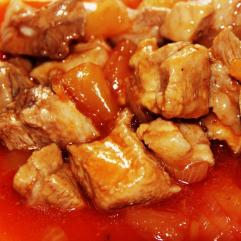 Рецепти:  Смачна  ароматна свинина в кисло-солодкому соусі