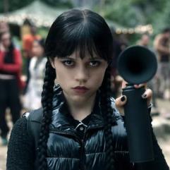 Другий сезон «Середи» режисера Тіма Бертона не сподобався глядачам Netflix Другий сезон «Середи» режисера Тіма Бертона не сподобався глядачам Netflix
