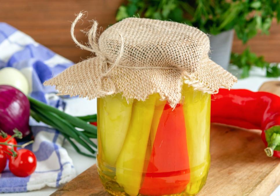 Рецепти:  Смачний маринований болгарський перець