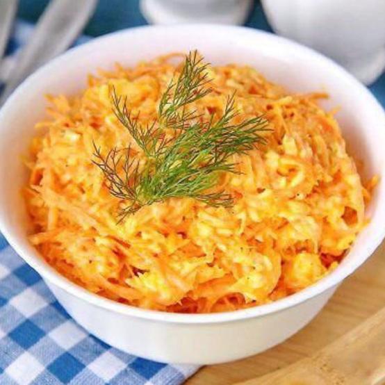 Рецепти:   Смачний ситний домашній салат із сирків