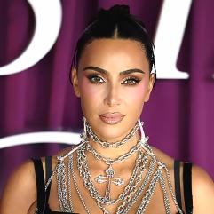 Кім Кардаш'ян і Норт Вест спровокували бурхливі суперечки в інтернеті через свої сміливі образи