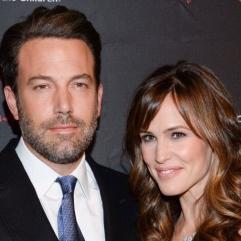 Бен Аффлек возз'єднався з Дженніфер Лопес та Дженніфер Гарнер на шкільній виставі дітей