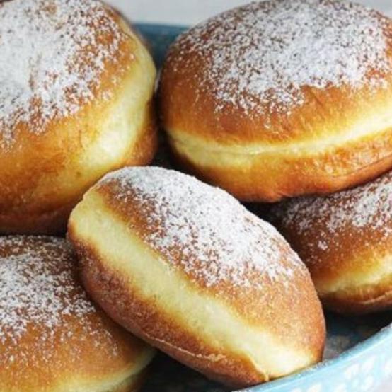 Рецепти:   Смачні ароматні пампушки з начинкою