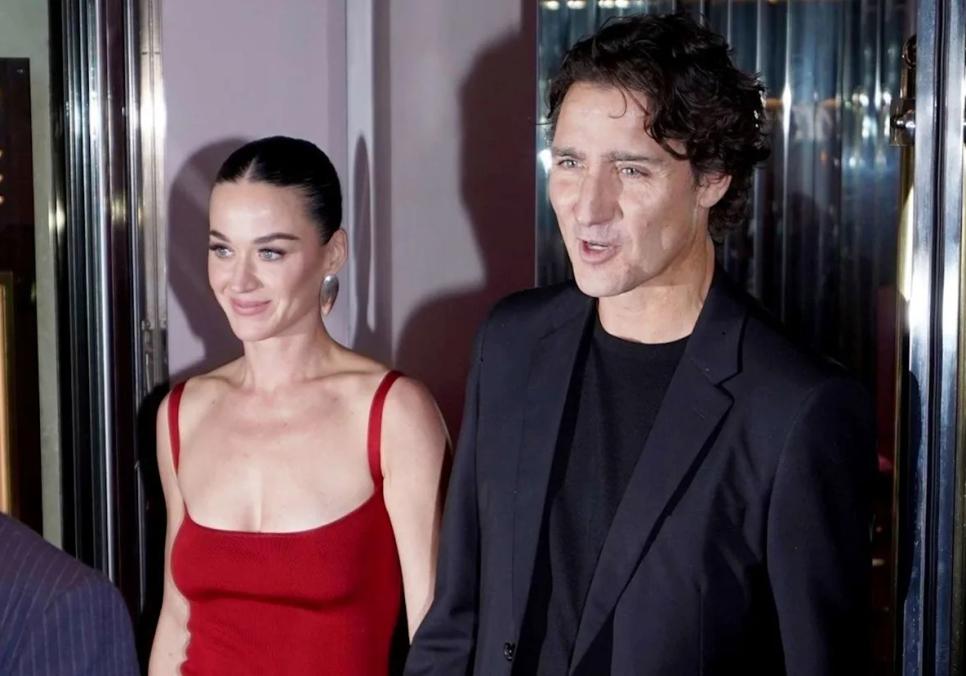 Кеті Перрі та Джастін Трюдо вперше офіційно з'явилися разом з експрем'єром Японії