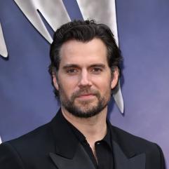 Зак Снайдер показав архівні фото Генрі Кавілла в костюмі Супермена 80-х років