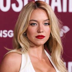 Сідні Свіні змінила імідж на «скромний» у новому відео на тлі критики оточення