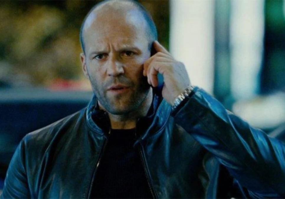 Джейсон Стейтем тікає від минулого: «Самотник» — новий екшнтрилер від режисера «Гренландії»