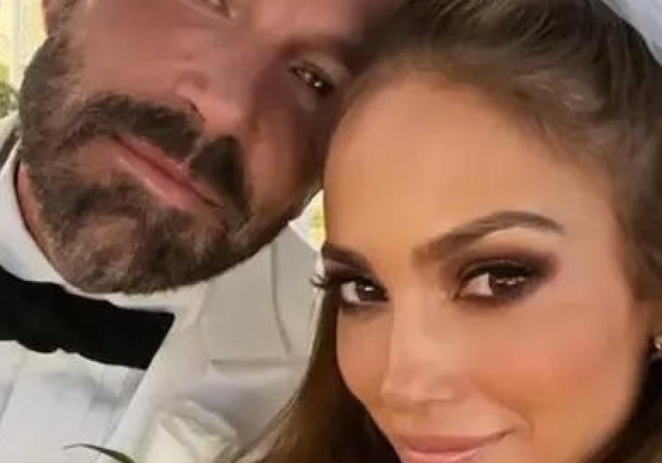 Дженніфер Лопес відсвяткувала Різдво у сімейному колі після зустрічі з Беном Аффлеком