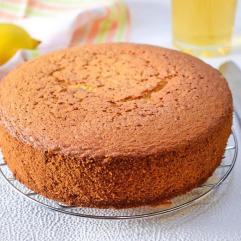 Рецепти:  Смачний ніжний домашній лимонний бісквіт