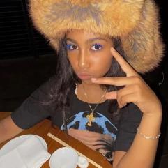 Норт Вест поділилася рідкісним селфі з Б'янкою Цензорі на тлі святкування Різдва