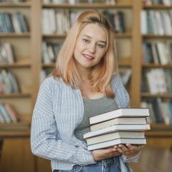 ДОЗВОЛЯЮ СЕБЕ ЛЮБИТИ