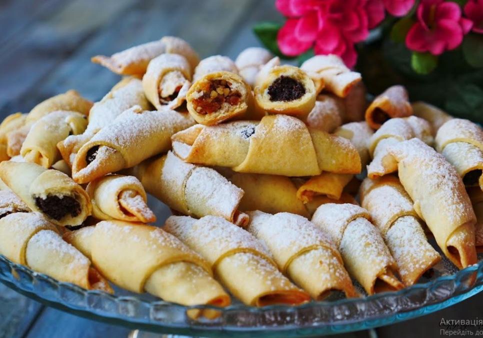 Рецепти:   Смачні домашні рогалики з маком