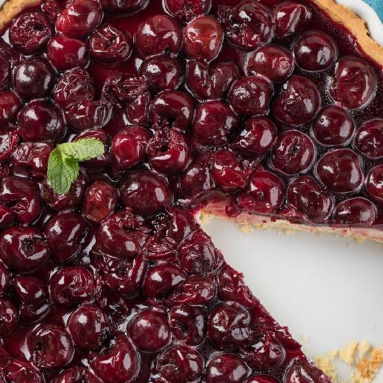 Рецепти:   Смачний ароматний вишневий тарт