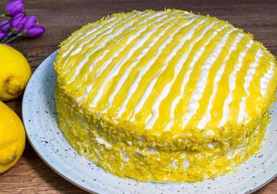Рецепти:   Смачний ніжний домашній торт  «Лимонний»