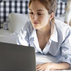 ІНТЕРДІВЧИНА