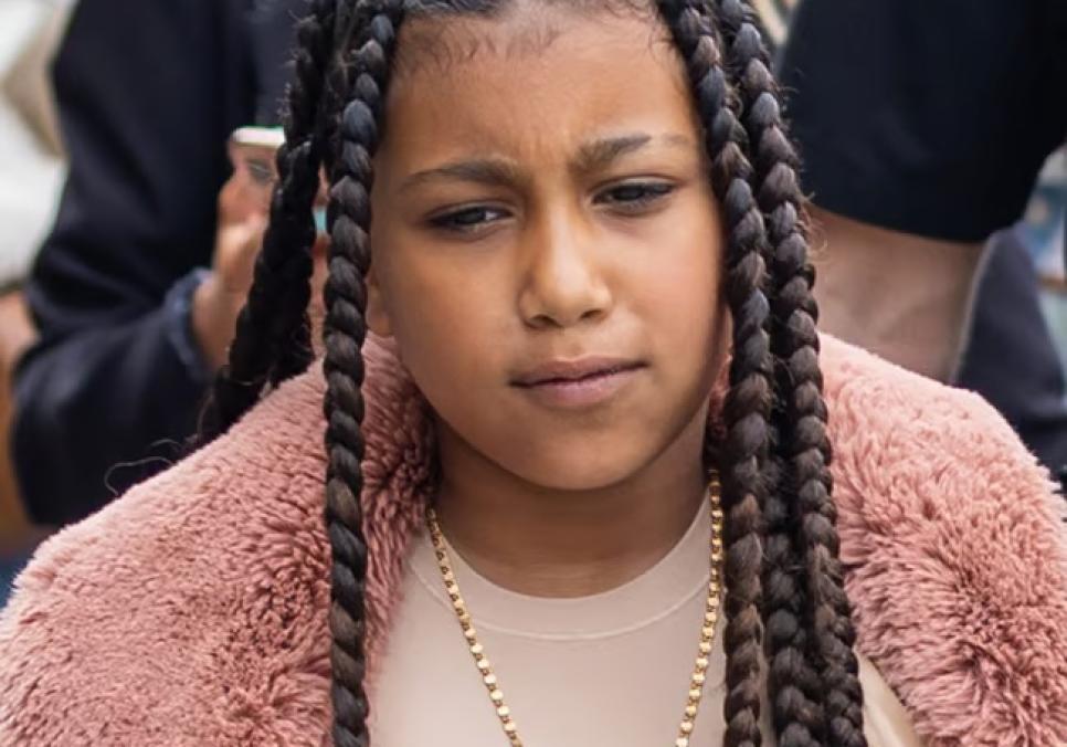 Кім Кардаш'ян: хвиля критики за "поблажливість" – 12-річна Норт-Вест похвалилася пірсингом