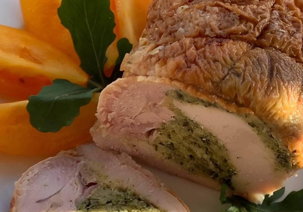 Рецепти:   Смачна апетитна курка зі шпинатом