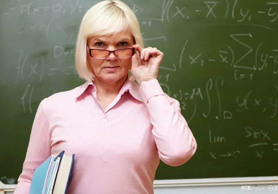 ТИ ТІЛЬКИ ПОДАРУЙ КОМУСЬ КРАПЛИНКУ ЩАСТЯ