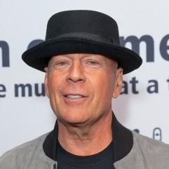 Брюс Вілліс: дружина актора розповіла про «неможливе» рішення перевезти його до спецзакладу