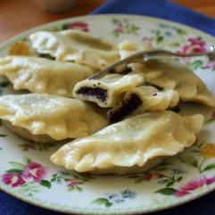 Рецепти:   Смачні солодкі вареники з маком