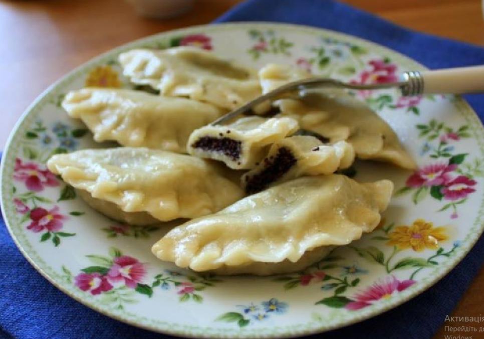 Рецепти:   Смачні солодкі вареники з маком