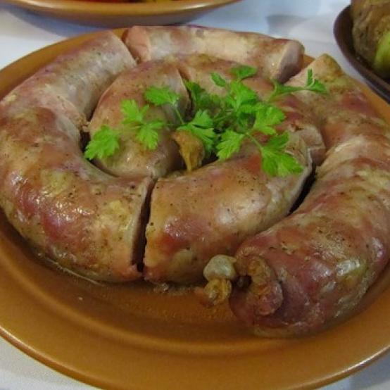 Рецепти:  Смачна апетитна домашня ковбаска