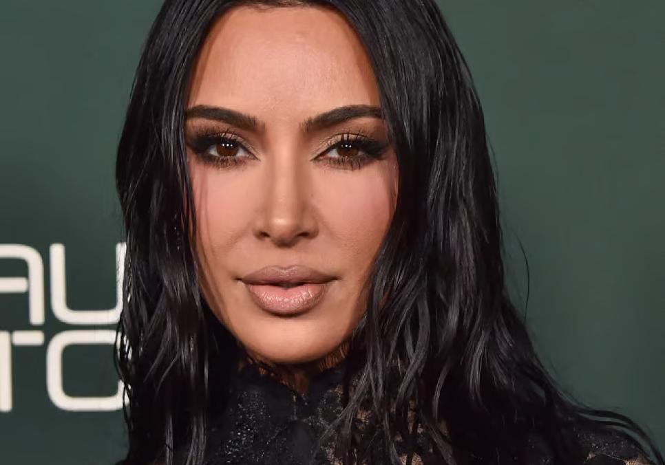 Кім Кардаш'ян зізналася, що стала «тим типом мами», який раніше критикувала